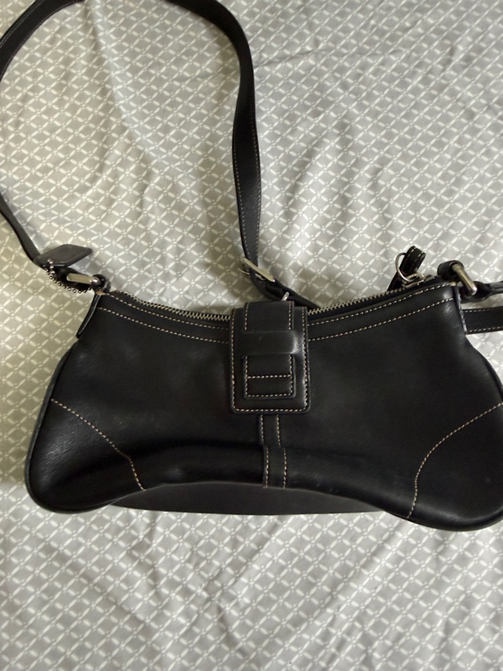 Vintage Coach Soho Black Leather Buckle Small Flap Shoulder Bag - Picture 2 of 5